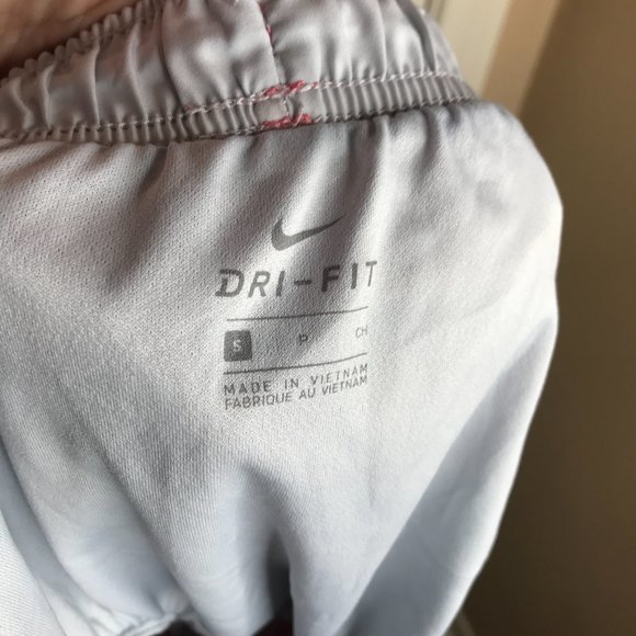 Nike Women's Dri-Fit Athletic Running Shorts Lot of 2 ~ Size S - Picture 5 of 8